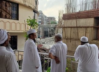 মসজিদুল আকবর কমপ্লেক্স পরিদর্শনে ইত্তেফাক সভাপতি মাওলানা বাহাউদ্দীন যাকারিয়া